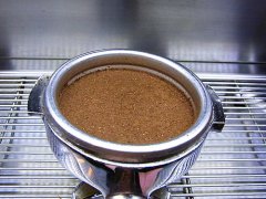 咖啡理論知識：咖啡萃取通道效應原理 咖啡通道效應對粉餅的影響