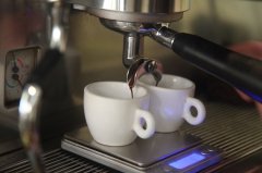德龍咖啡機使用方法教程 德龍咖啡機怎麼樣打奶泡