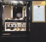 上海小衆咖啡館- FishEye Cafe機器化手衝咖啡機 30平米小咖啡館
