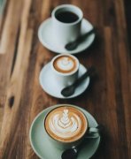 拿鐵咖啡加多少牛奶合適？拿鐵咖啡的咖啡與牛奶的正確比例