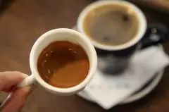 美式咖啡喝法|Americano、Long Black、Lungo做法有什麼區別？