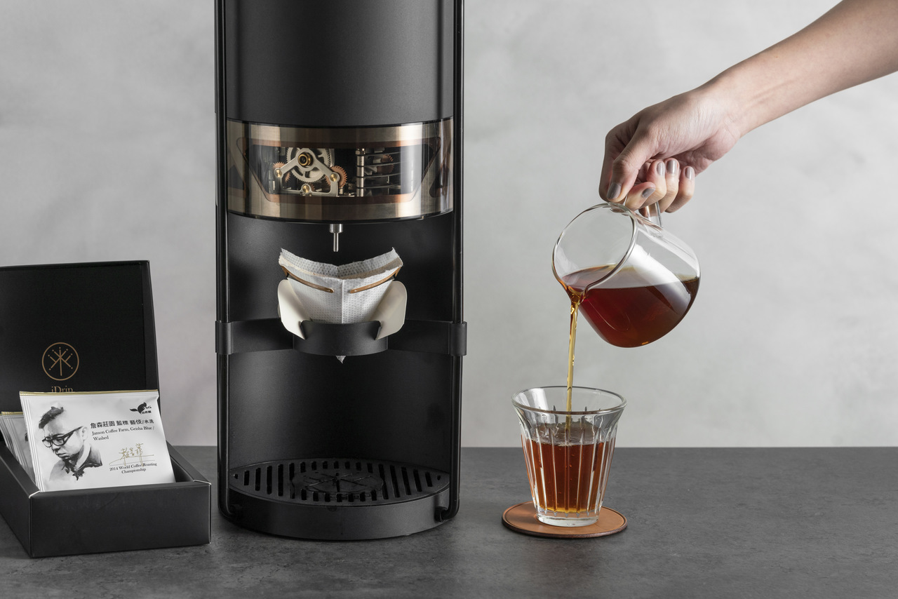完美複製世界咖啡冠軍的手衝技法？iDrip 咖啡機真的那麼牛逼？